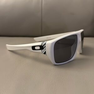 Oakley Dispatch OO9090-03 matte white with grey lenses.